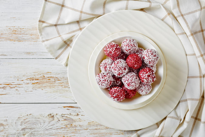Boules d'énergie aux fruits rouges